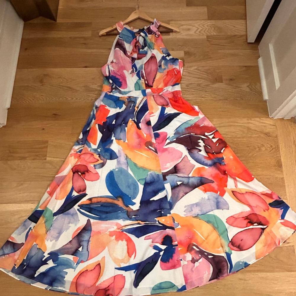 Tahari Arthur Levine abstract floral tie neck halter midi dress. Size 14. NWT.